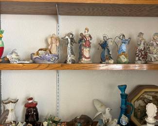 Figurines
