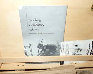 TEACHING ELEMENTERY SCIENCE