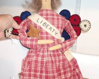 PRIMITIVE AMERICANA DOLL
