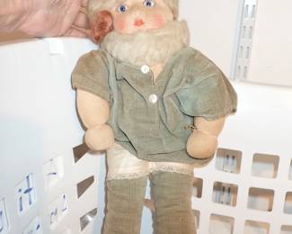 PRIMITIVE AMERICANA DOLL