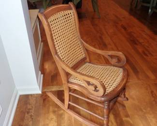 CHILD ROCKER