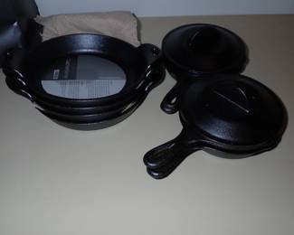 CAST IRON FRY PANS