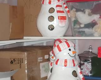 LARGE SNOWMEN