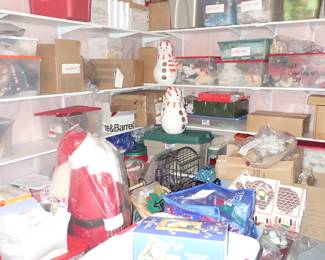 A LOT OF UNPACKING TO DO WILL ADD PICTURES AS WE UNBOX