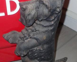 METAL IRON SCOTTIE DOOR STOP