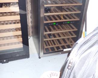 WINE COOLER SHORT