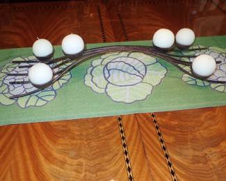 CANDLE HOLDER - RUNNER