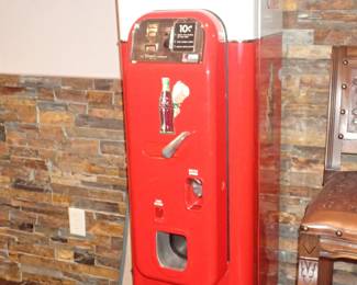 vintage 1950s red-and-white Vendo 44 Coca-Cola vending machine