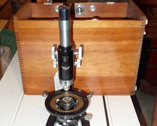 BAUSCH & LOMB OPTICAL MICROSCOPE IN WOOD BOX