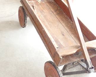 DAN PATCH - WOOD WAGON W/METAL WHEELS