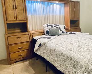 Detail pic: 1980s Vaughn of Virginia Solid Oak Nightstand Cabinets 25.5"wide x 75.5"tall Headboard + Light Bridge 64"wide