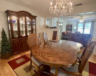 Universal Furniture Dining Table (4) chairs & China cabinet