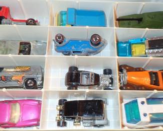 MATCH BOX / HOT WHEELS CARS