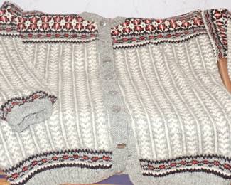 VINTAGE SWEATER