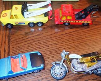 MATCH BOX / HOT WHEELS CARS