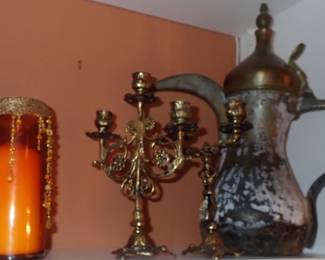ASSORTED BRASS ITEMS