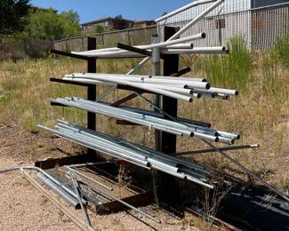 Metal Storage Rack with Pipe