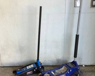 Hydraulic Jacks