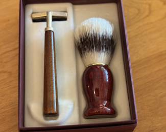 Shaving kit