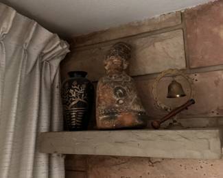 Assorted knick-knacks
