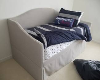 Daybed is a trundle bed