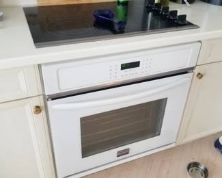 Frigidaire wall oven; glass cooktop