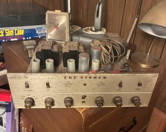 The Fisher receiver (no cover)