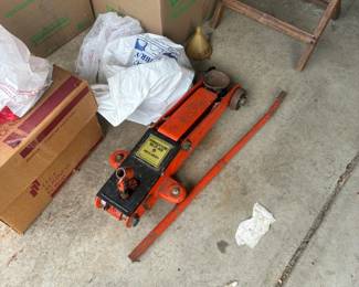 car jack