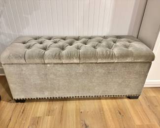 Tufted Storage Bench
