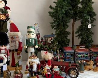A Changing Season Offers Vintage in the Village