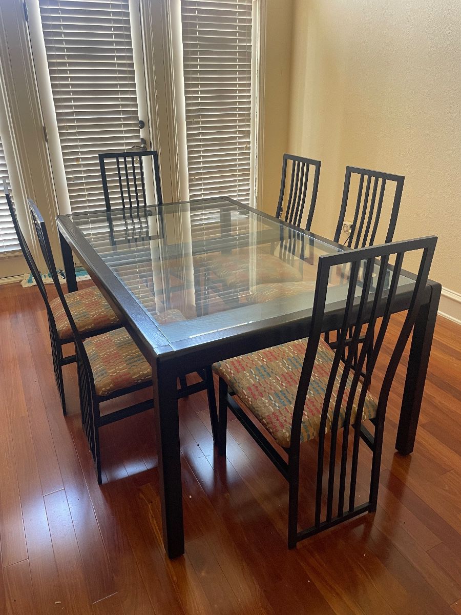 Dining table with chairs