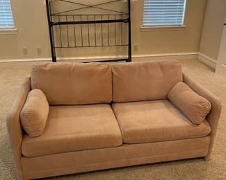 Sleeper-sofa loveseat