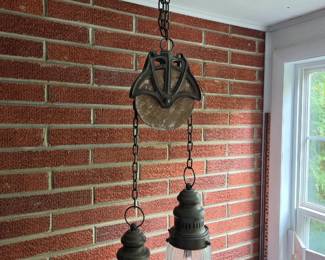 Primitive modern hanging lamp