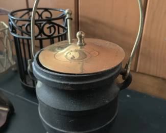 Smudge pot for fireplace