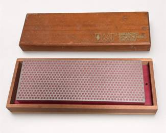Lot 531: DMT Diamond Sharpening System Whetstone in Wood Box