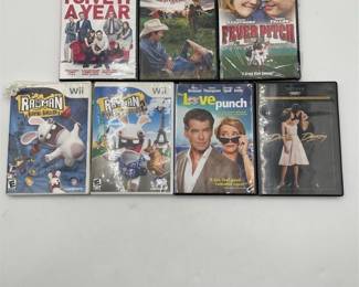 Lot 556: 5 DVDs & 2 Nintendo Wii Games incl. Dirty Dancing