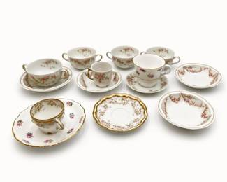 Lot 580: Théodore Haviland Limoges & Colclough Floral China Group