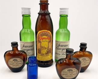 Lot 705: 7 Vintage Bottles: Kahlúa, Paul Masson & Sonoma Vineyards