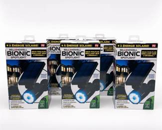 Lot 563: 6 Bell + Howell Bionic Solar Motion Spotlights - New in Box