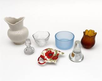 Lot 402: Homer Laughlin Vase, Faroy Votive & Glass Group of 7