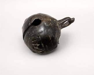 Lot 398: Asian Bronze Tiger Crotal Bell