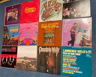 Lot 789: 24 Soul, Funk & Pop Vinyl LPs