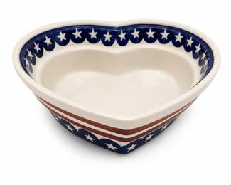 Lot 0906: Boleslawiec Polish Pottery Stars & Stripes Heart Bowl
