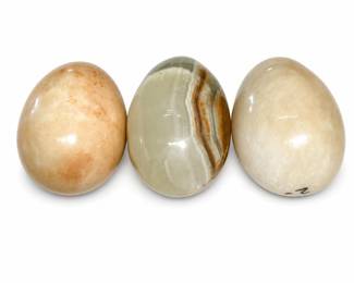 Lot 820: 3 Carved Onyx and Stone Decorative Eggs