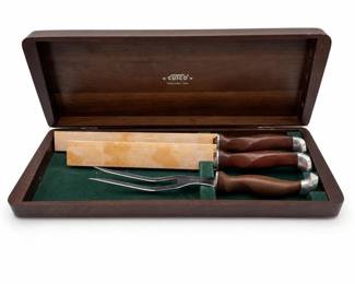 Lot 0922: Cutco 3-Piece Carving Set with Wood Case