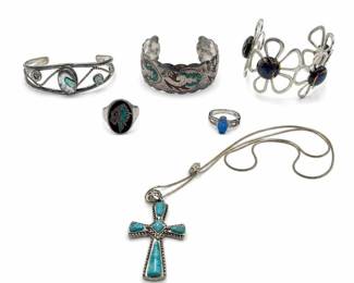 Lot 1013: 6 Southwest-Style Turquoise & Abalone Jewelry Pieces