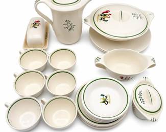 Lot 0919: Steubenville Horizon Rooster Dinnerware Set