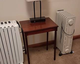 SIDE TABLE LAMP