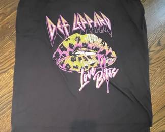 Def Leppard Love Bites Graphic T-Shirt