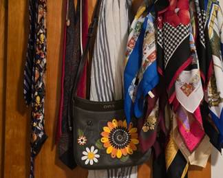 Scarves - Purse